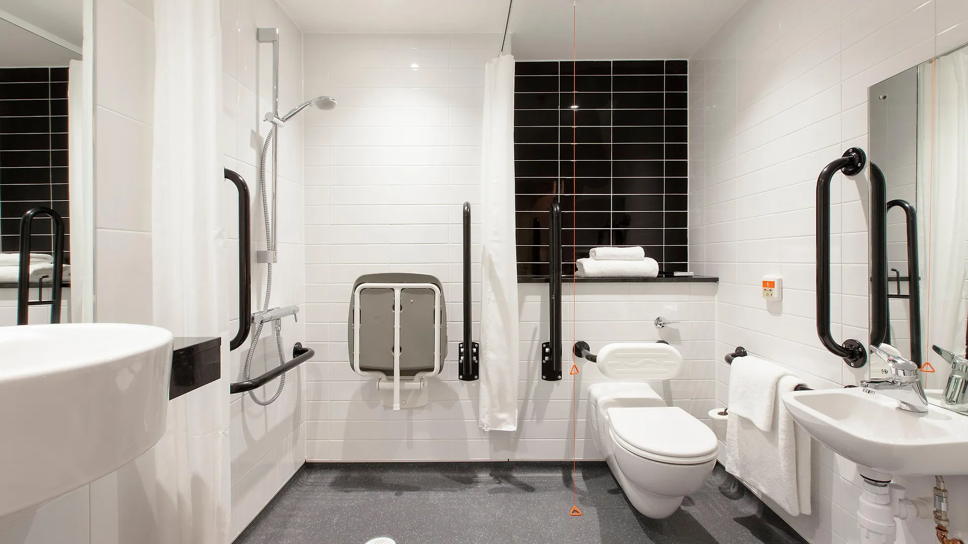 *** Hotell Holiday Inn Express Middlesbrough - Centre Square By Ihg Storbritannien
