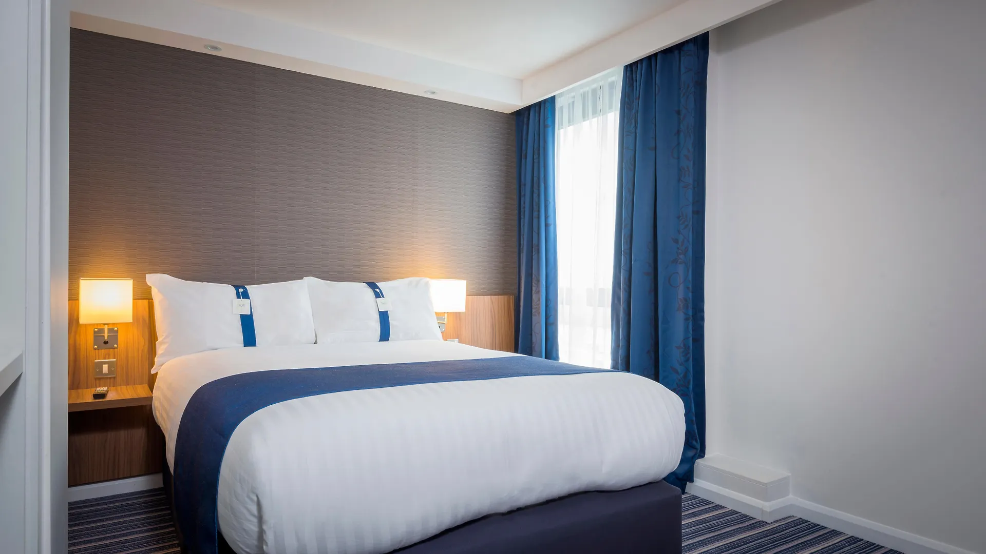 Holiday Inn Express Middlesbrough - Centre Square By Ihg Hotell